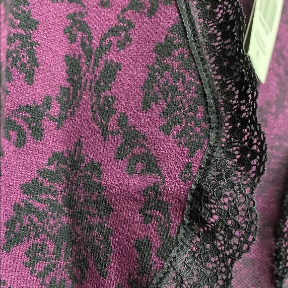 Her Universe Exclusive Disney Haunted Mansion Sally Slater Bolero Shrug - Picture 5 of 11